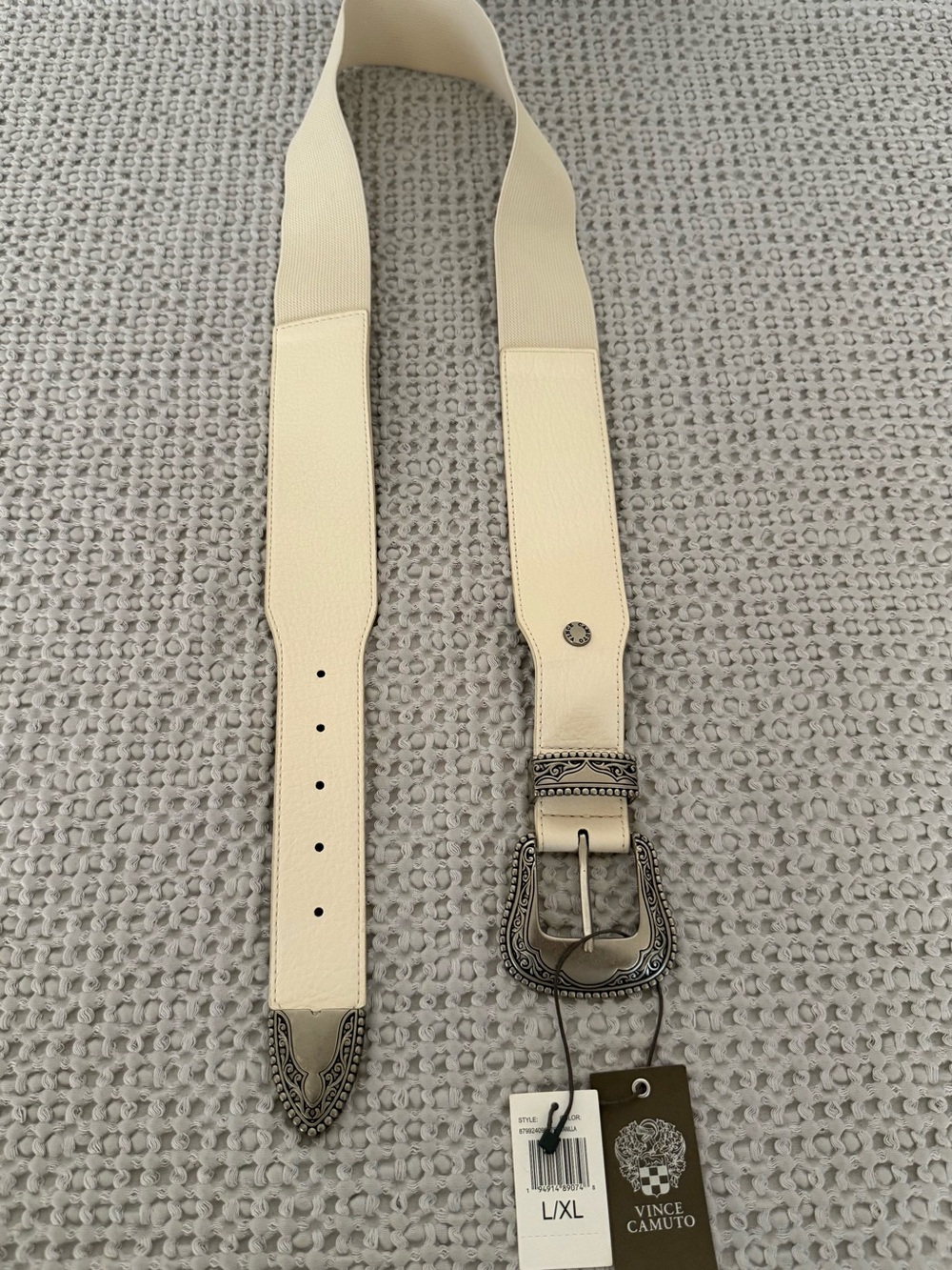 Vince Camuto Cream Western-Style Embossed Buckle Belt Women’s size L/XL